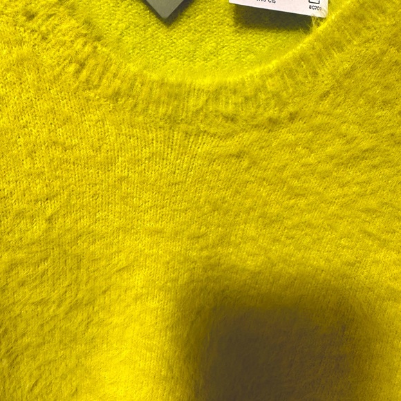 Lime Green Knitwear Sweater - Picture 5 of 5